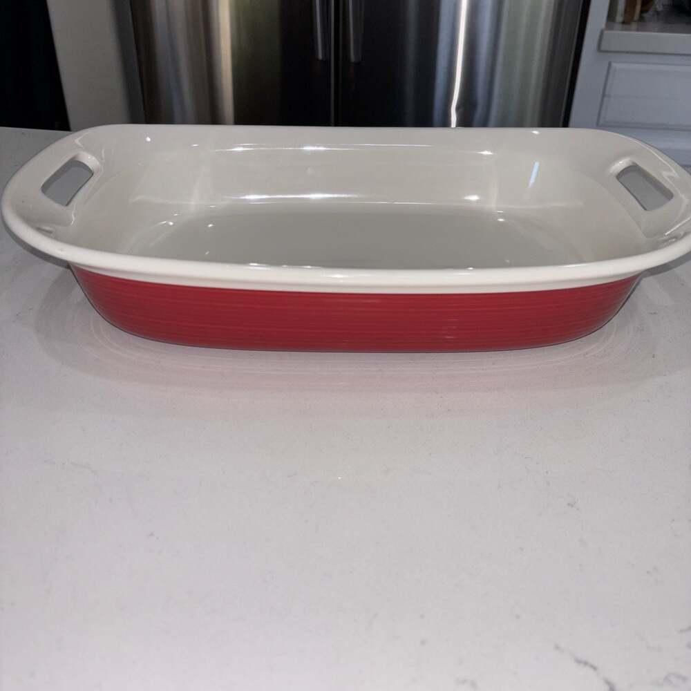 CorningWare Etch Red Stoneware 3qt / 2.85L Rectangular Baking Dish